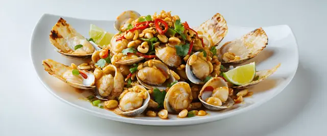 Baby Clams with Rice Paper (Hến Xúc Bánh Tráng)