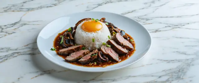 Braised Duck Rice (Lor Mai Fan)