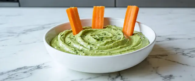 Carrot Sticks with Creamy Avocado Dip