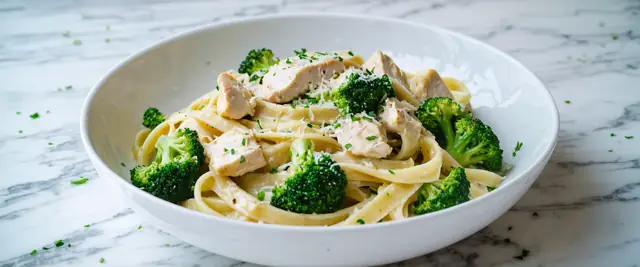 Chicken and Broccoli Alfredo