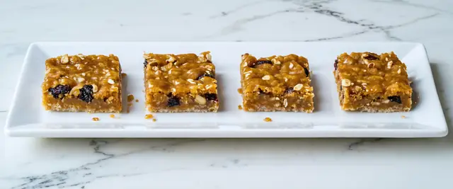 Fig and Walnut Amaranth Bars With a Touch of Honey