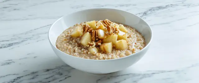 Gluten-Free Cinnamon Apple Breakfast Quinoa