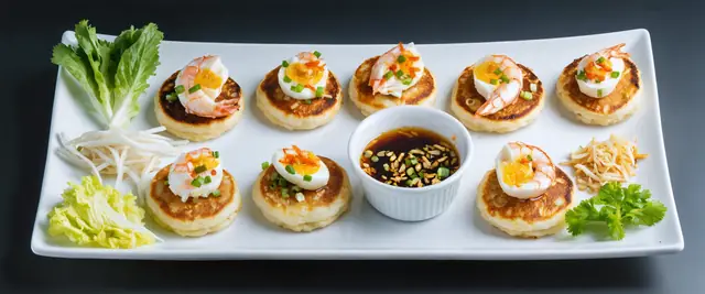 Mini Vietnamese Pancakes (Bánh Căn)