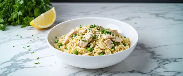 Orzo with Chicken and Peas
