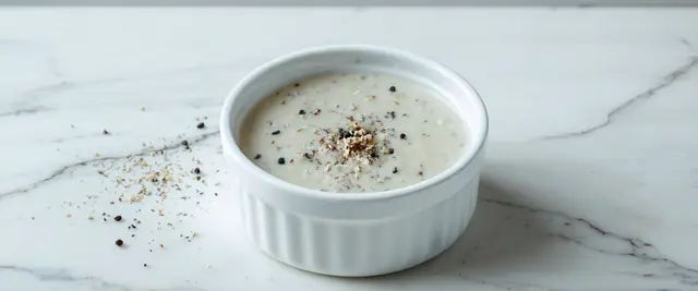Peppered Cream Gravy