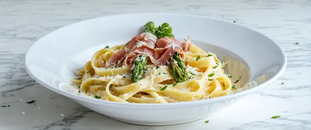 Prosciutto-Wrapped Asparagus Alfredo with Nutmeg