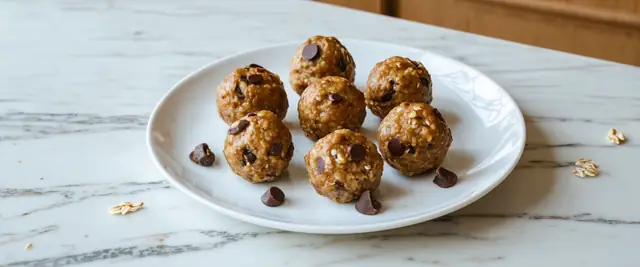 Quick and Easy Oatmeal Protein Balls