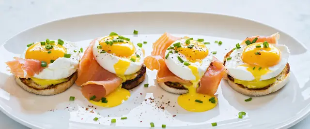 Smoked Salmon Eggs Benedict