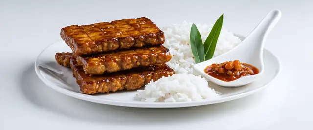Tempe in Sweet Soy Sauce (Tempe Bacem)